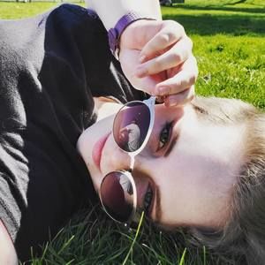 Meet your Posher, Kristen mae